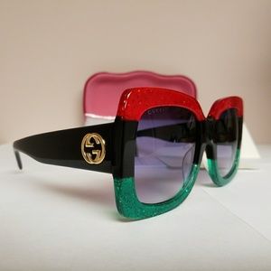 Used Authentic Gucci Sunglass,no scratches on lens